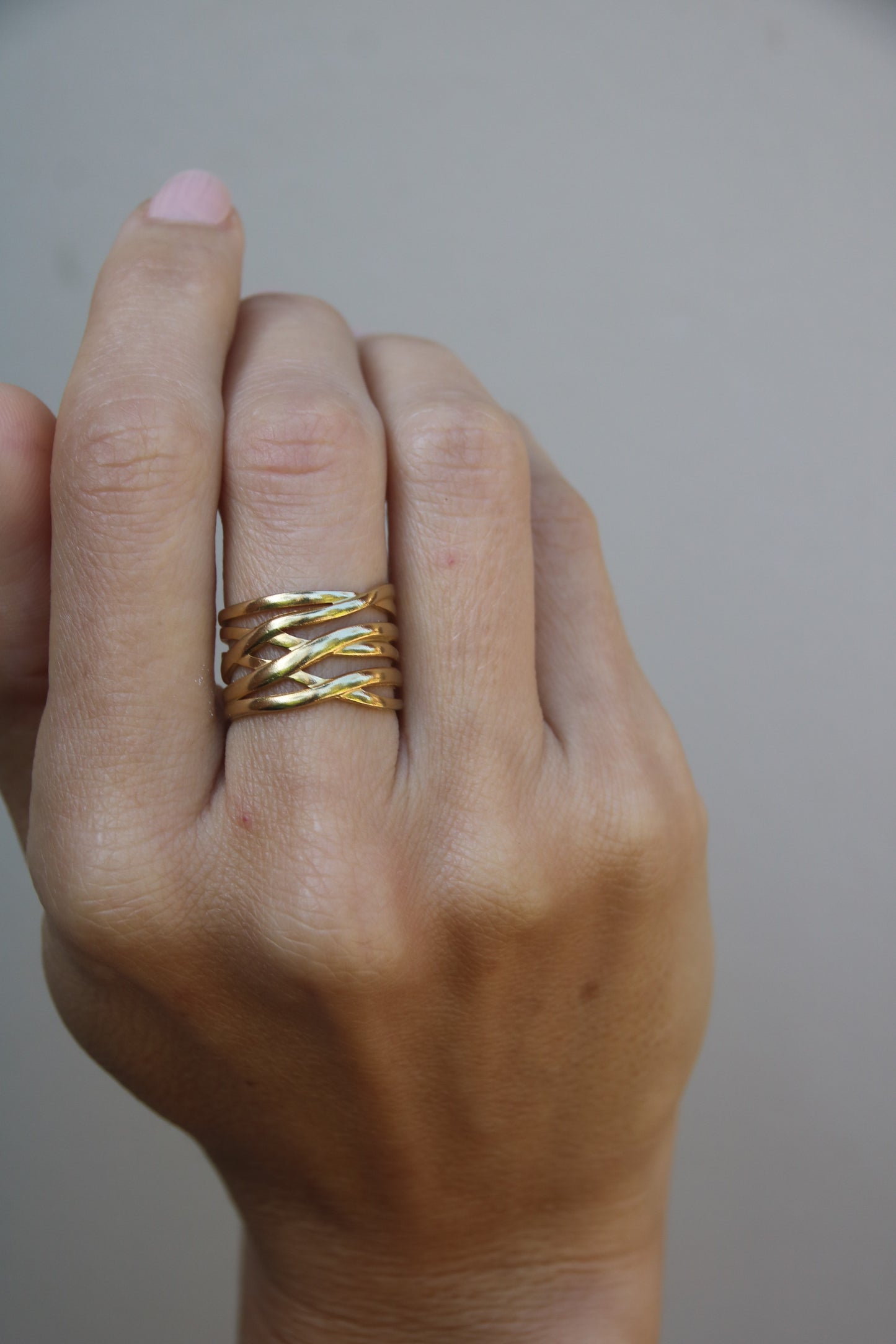 Multi-row cross ring gold, wide gold ring