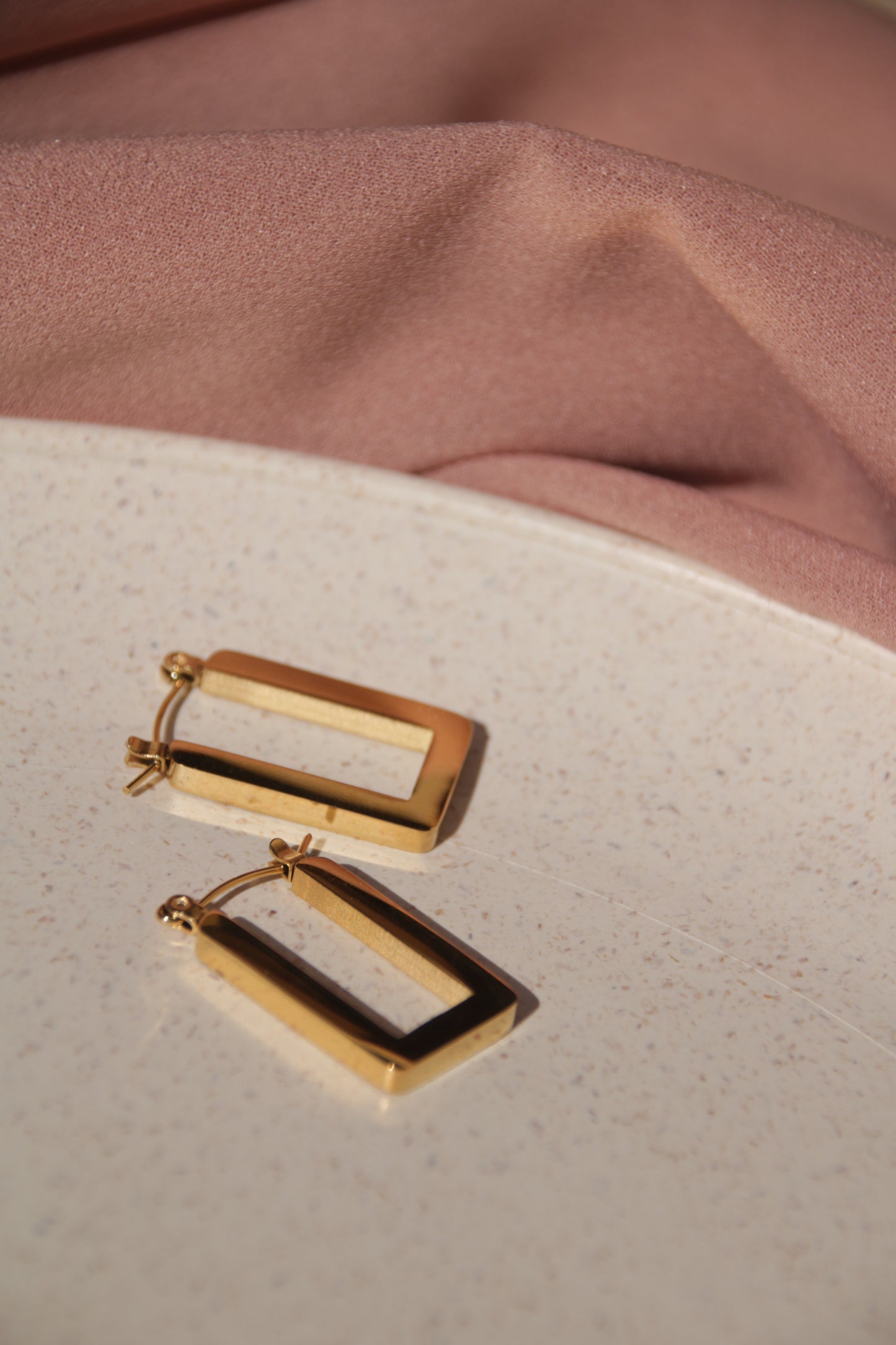 Boucles d'oreilles rectangulaires en acier inoxydable 18 carats