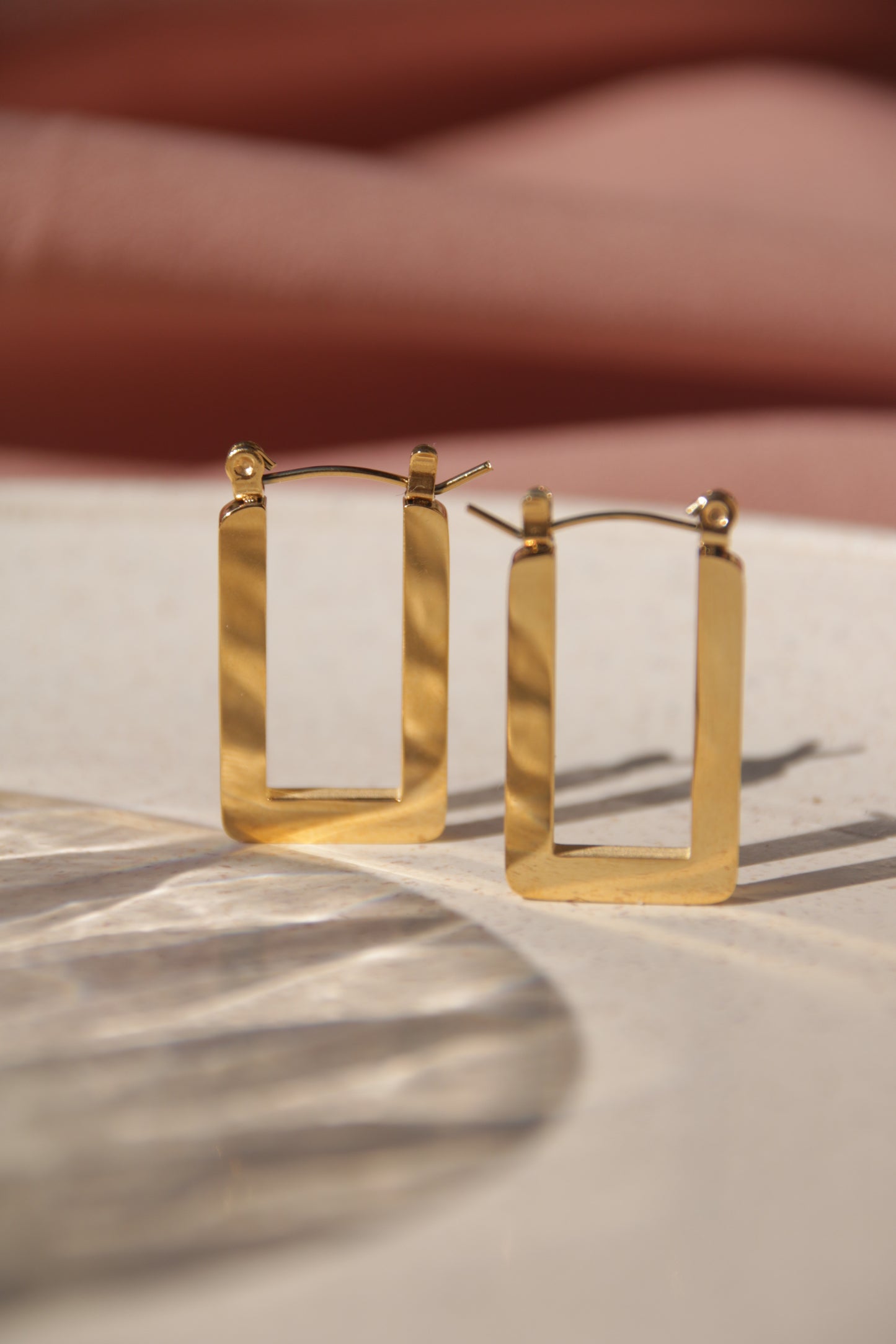 Boucles d'oreilles rectangulaires en acier inoxydable 18 carats
