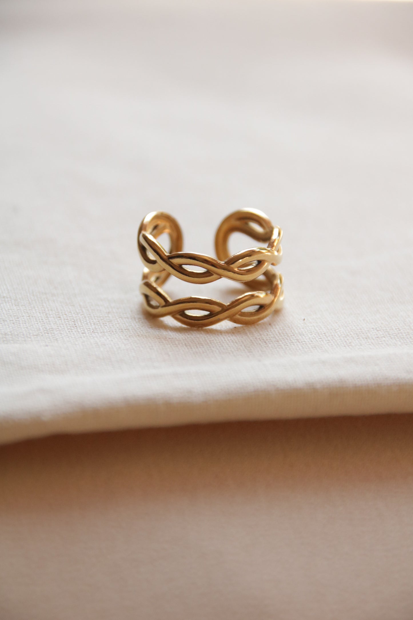 snake ring made of stainless steel with 18k gold plating