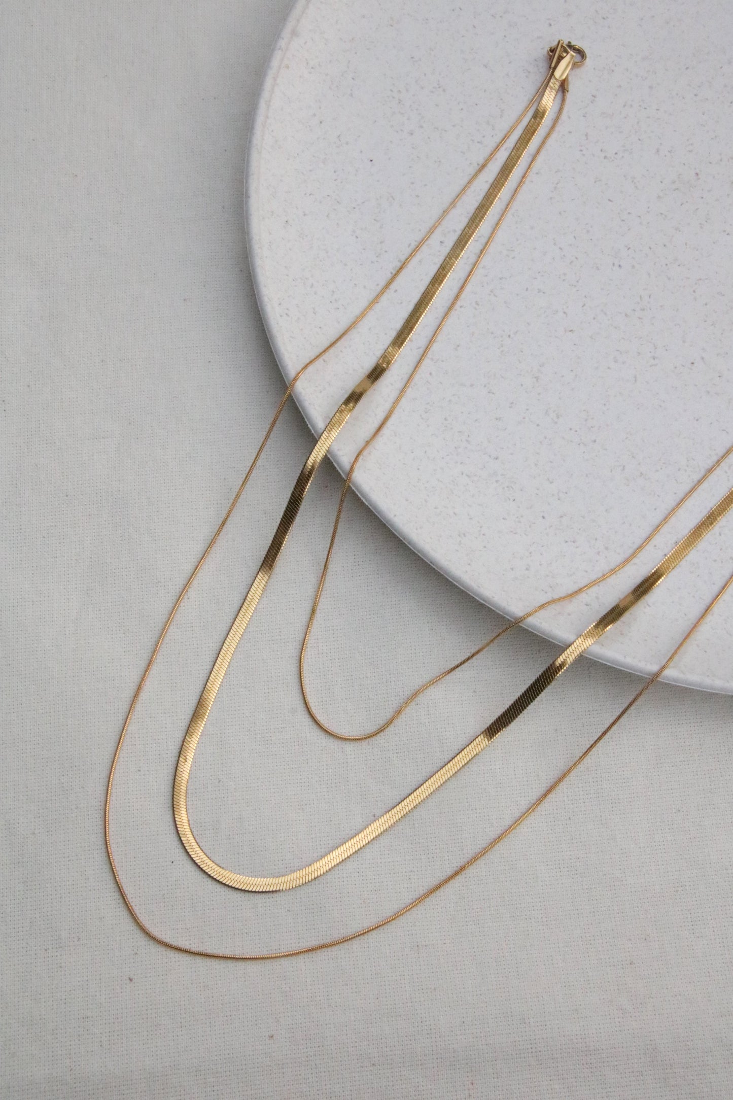 Ensemble de colliers à trois couches, ensemble de bijoux avec chaînes serpent minimalistes