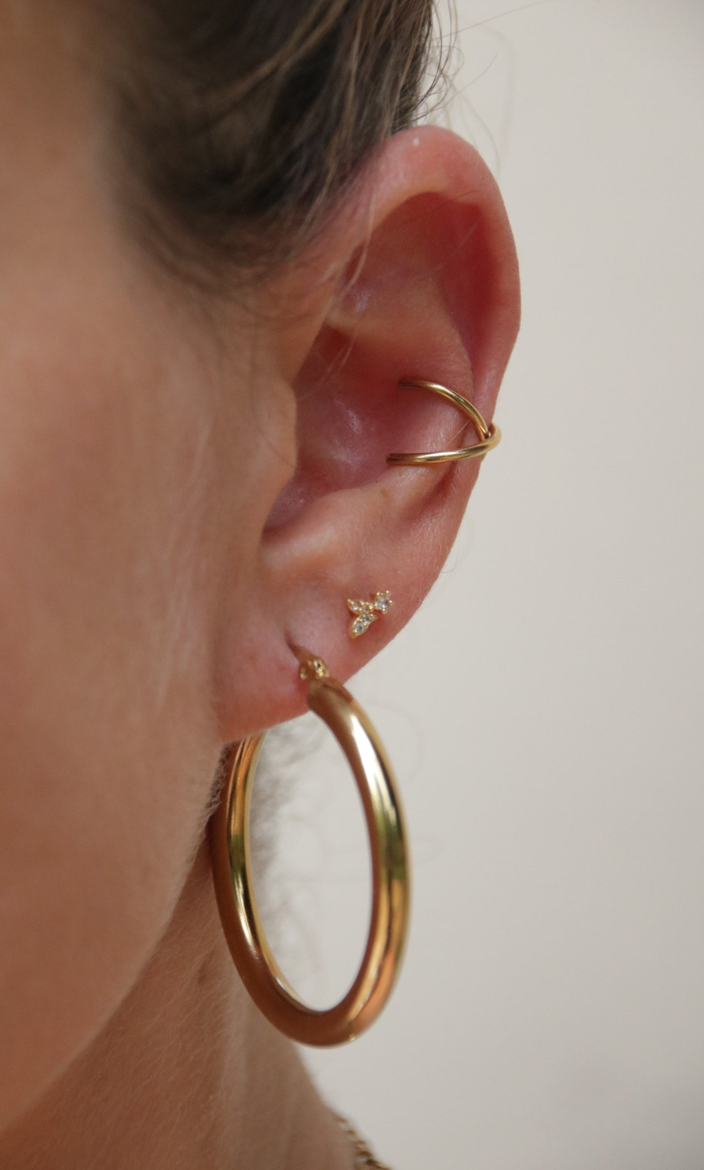 Boucles d'oreilles créoles classiques en or en acier inoxydable 18 carats