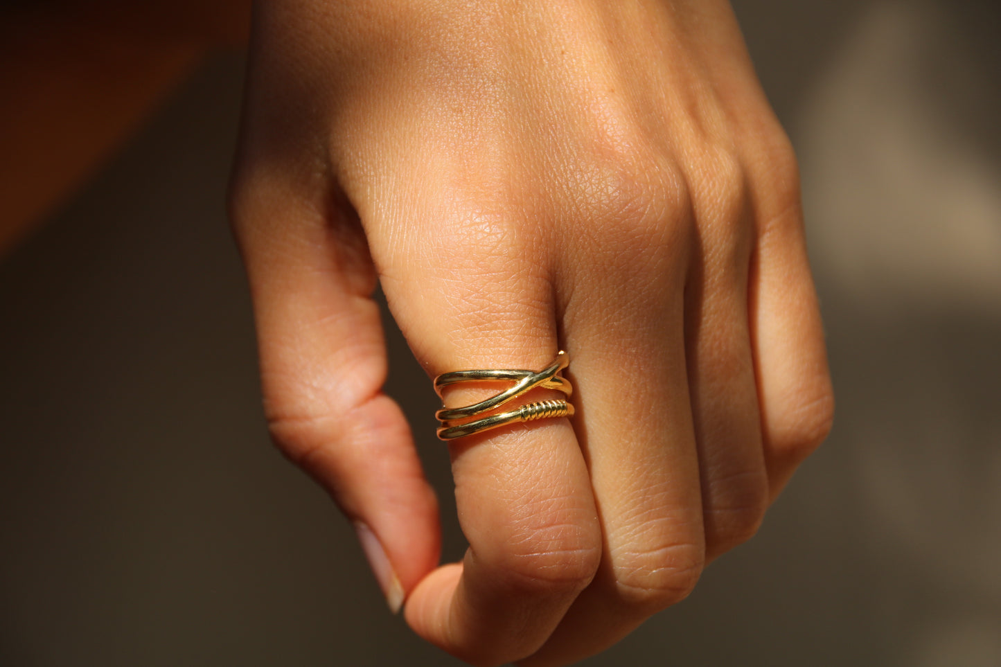 Minimalist gold ring made of 18k stainless steel