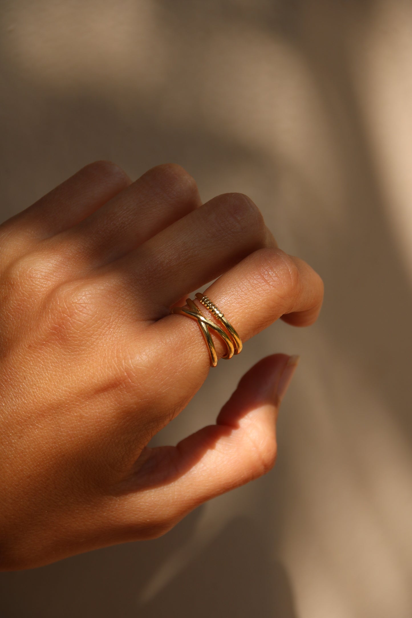Minimalist gold ring made of 18k stainless steel