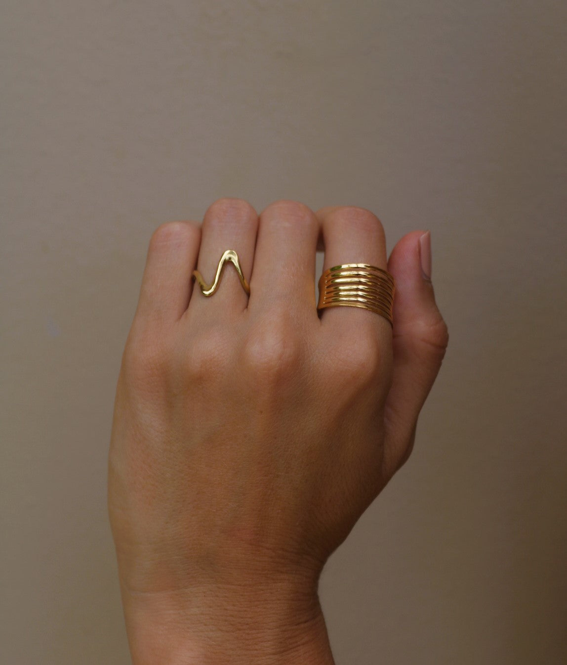 Bague en or fluide