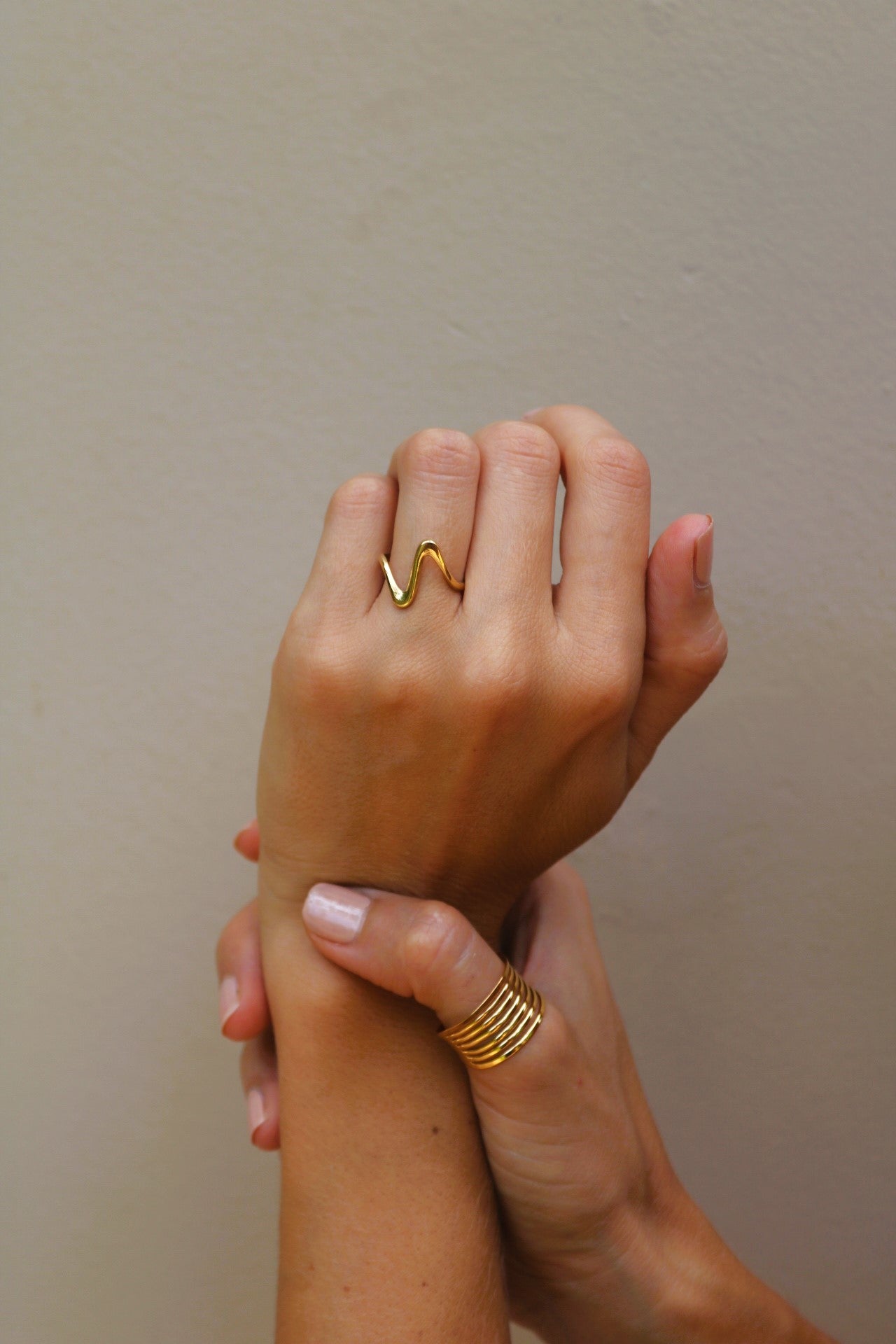 Bague en or fluide