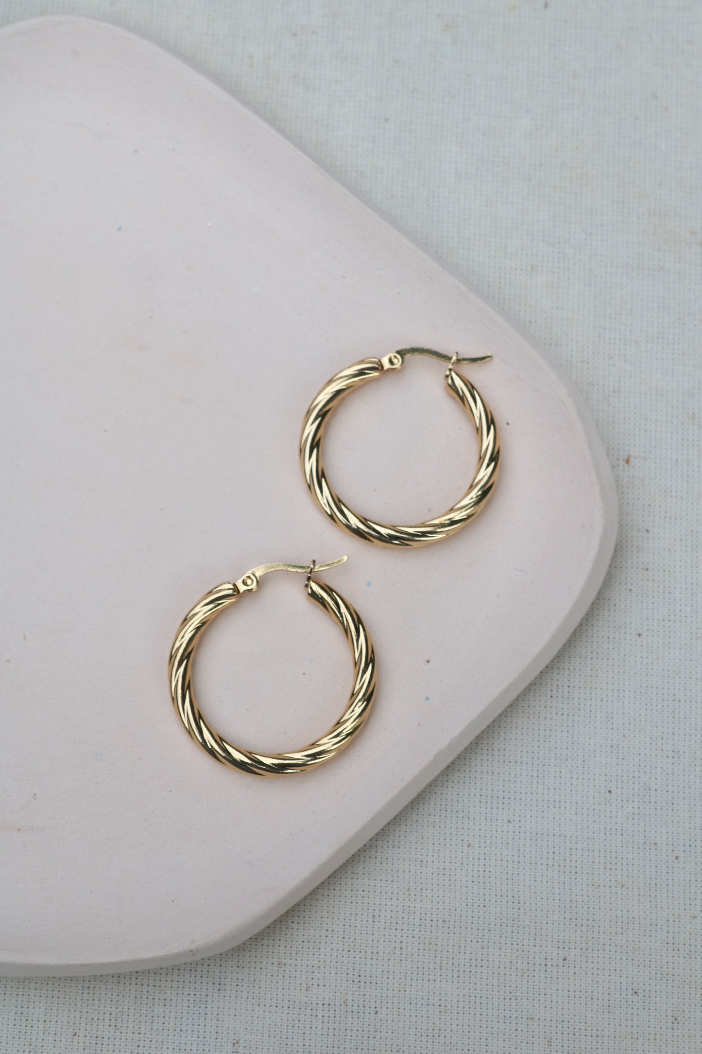 Boucles d’oreilles en cerceau d’or de taille moyenne, boucles d’oreilles en cerceau en or épais, boucles d’oreilles en cerceau épais