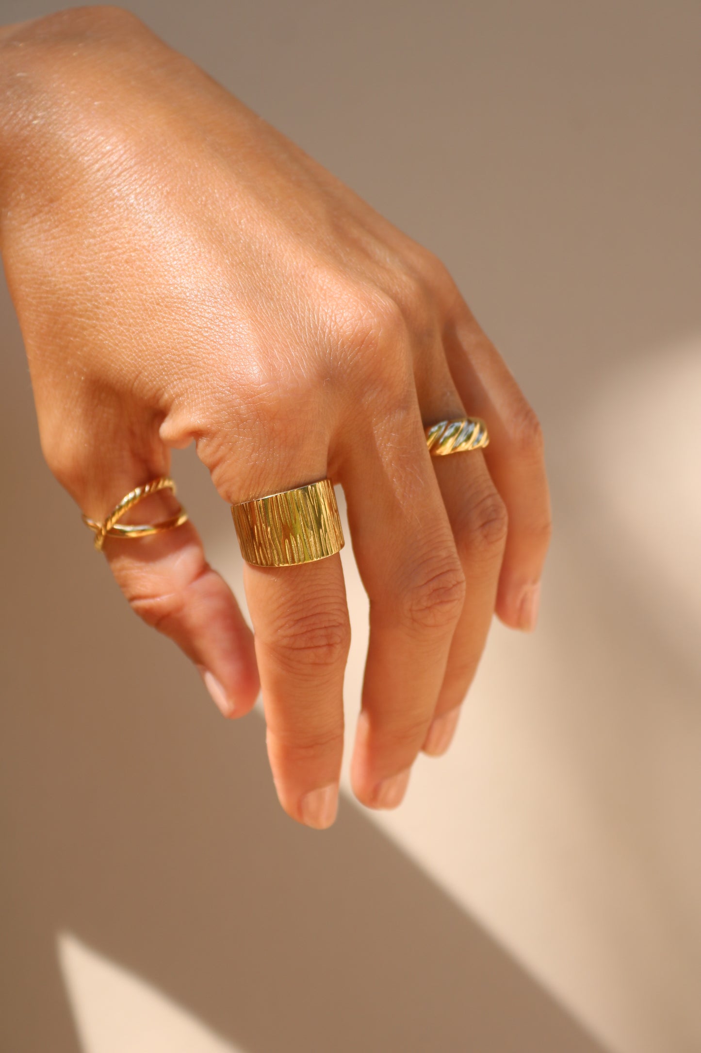 Wide Ribbed Chunky Ring