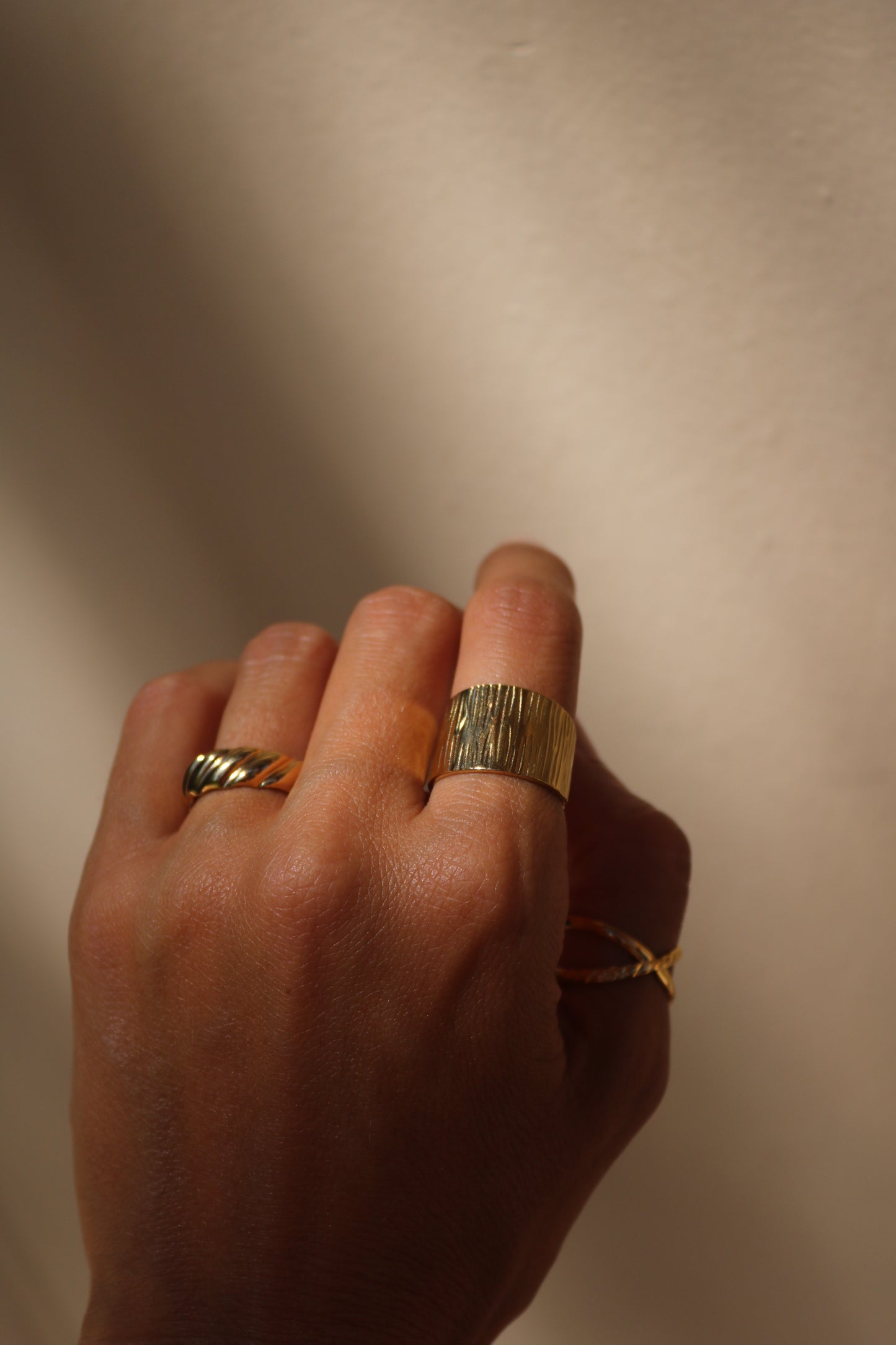 Wide Ribbed Chunky Ring