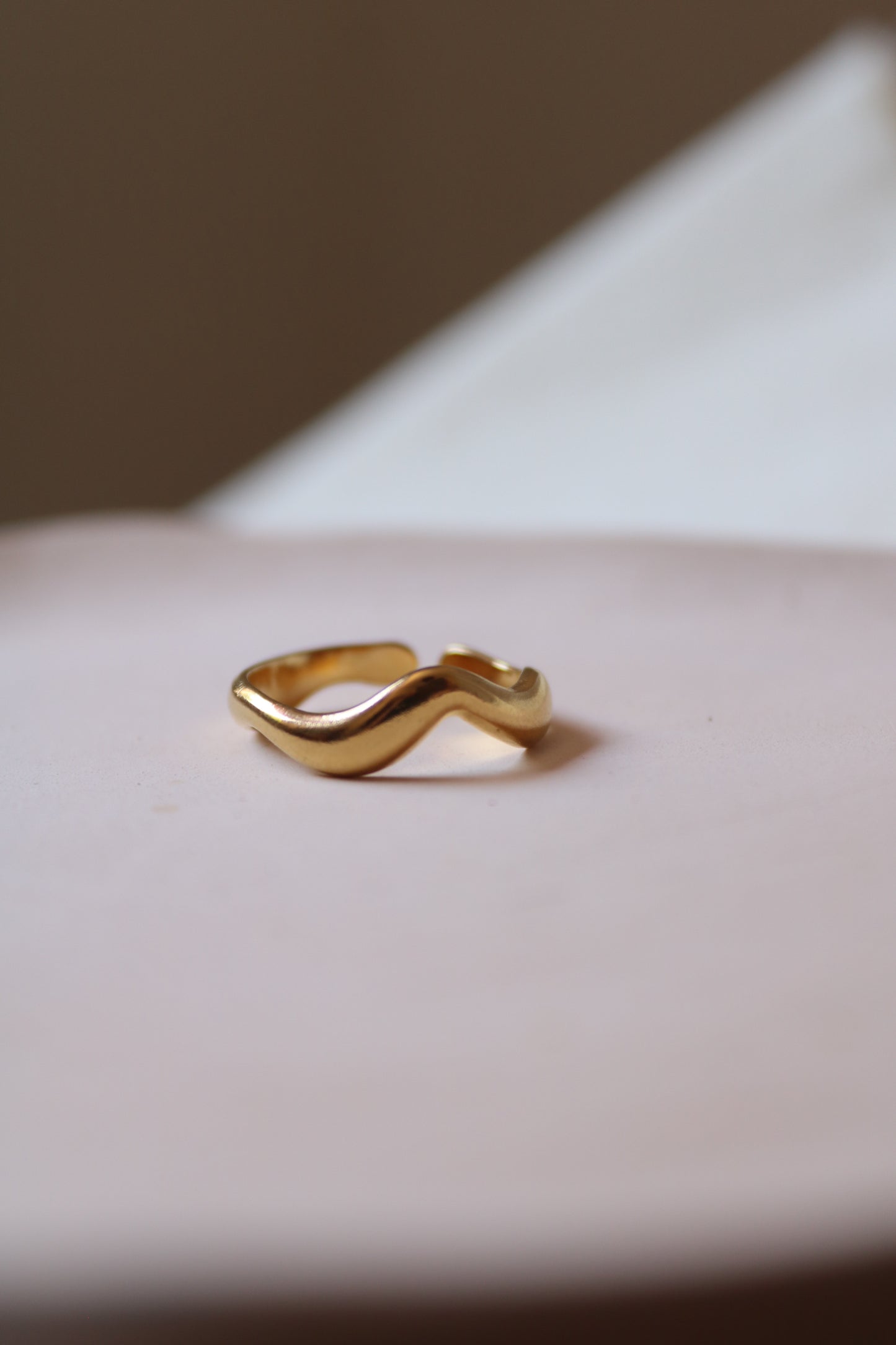 Bague Courbe Élégance