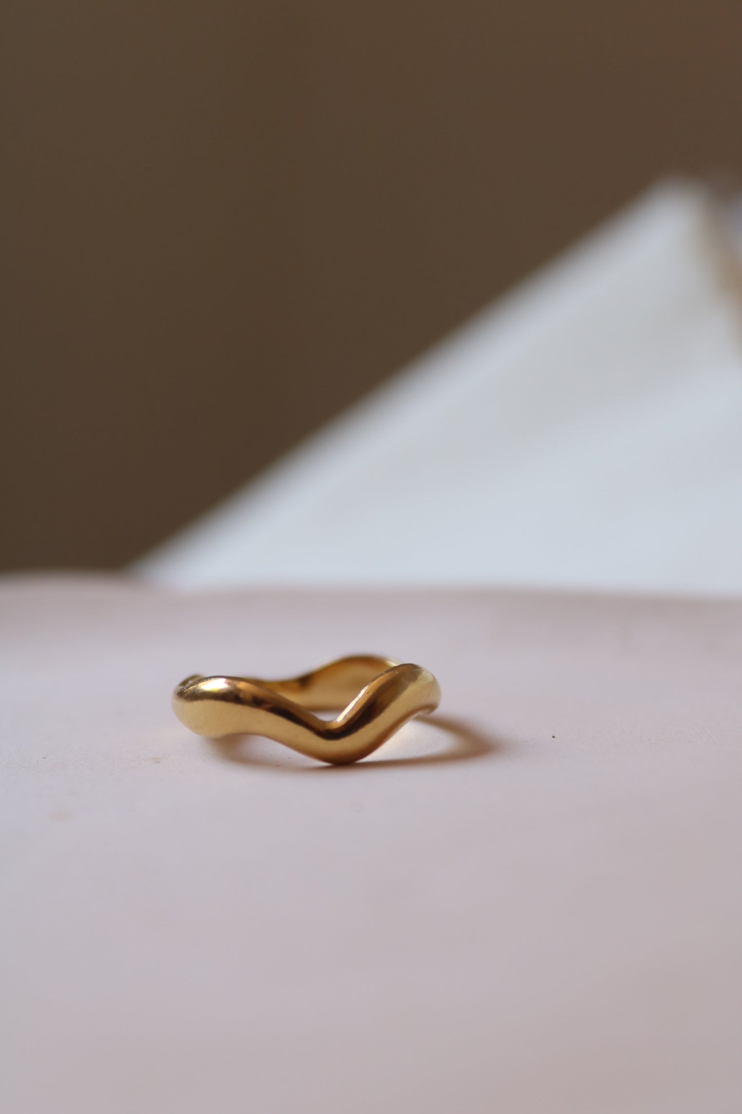 Bague Courbe Élégance