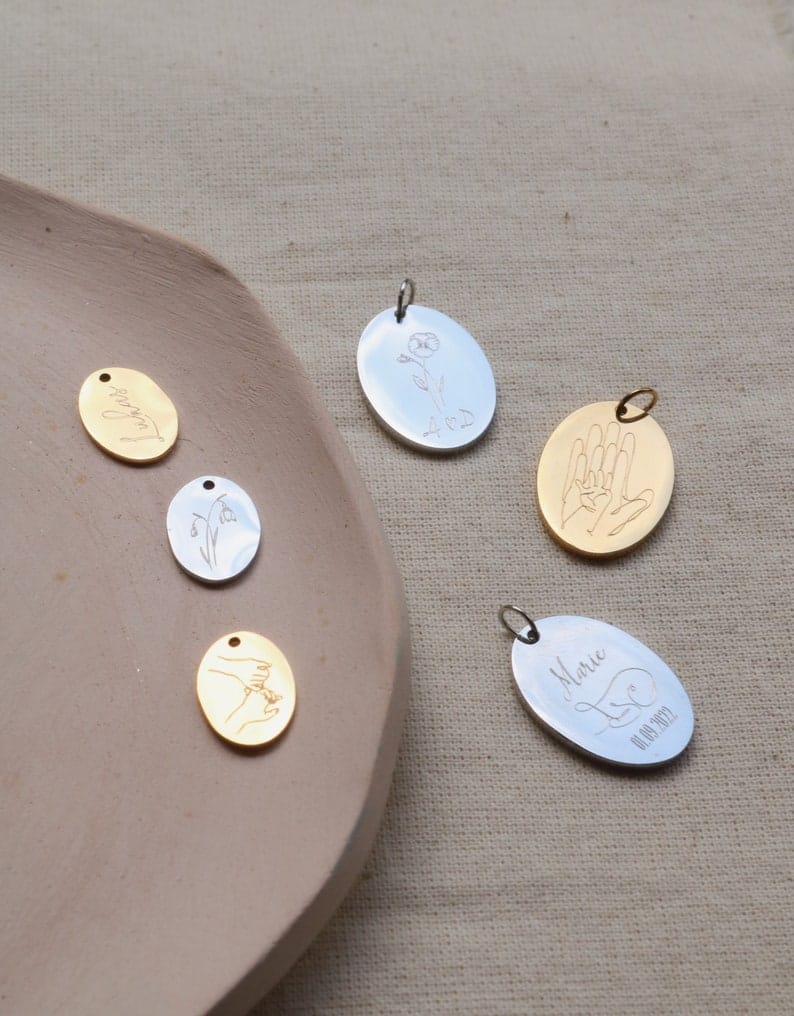 Personalisierte Gravur Plättchen- Gravurplättchen mit Namen und Symbolen
