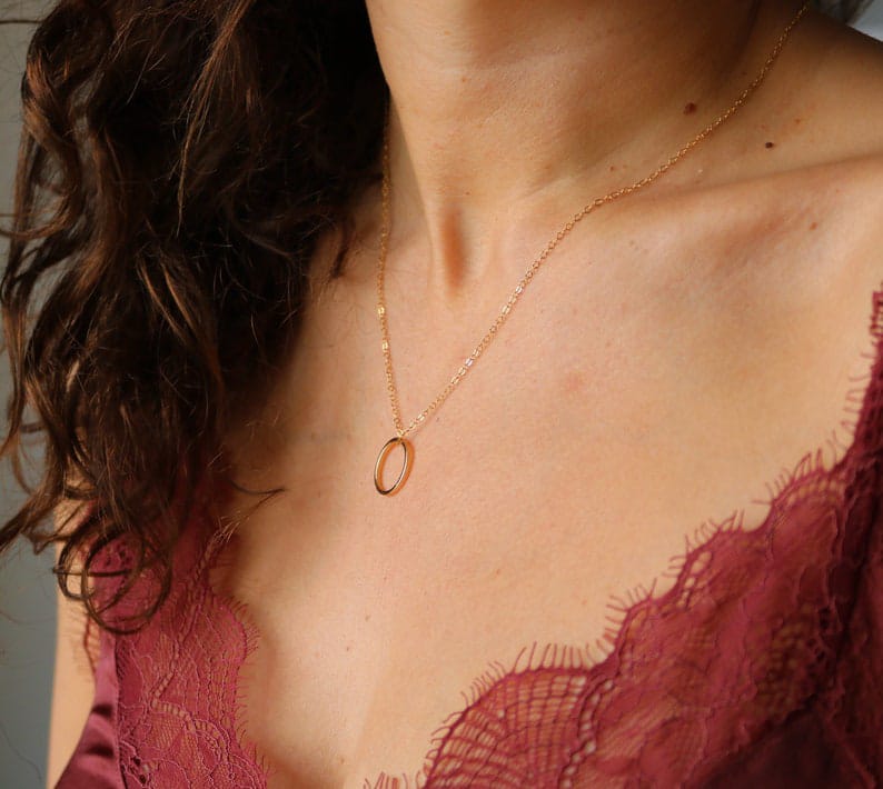 Collier en or avec cercle, collier aux formes géométriques, collier cercle de karma Dainty
