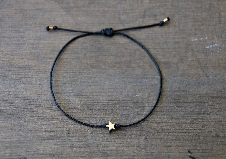 Bracelet doré délicat avec pendentif coeur, bracelet filigrane
