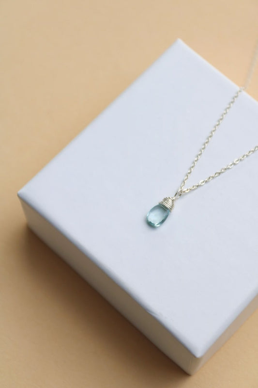 Silberkette mit Aquamarin Anhängern , Kette mit Stein Aquamarin