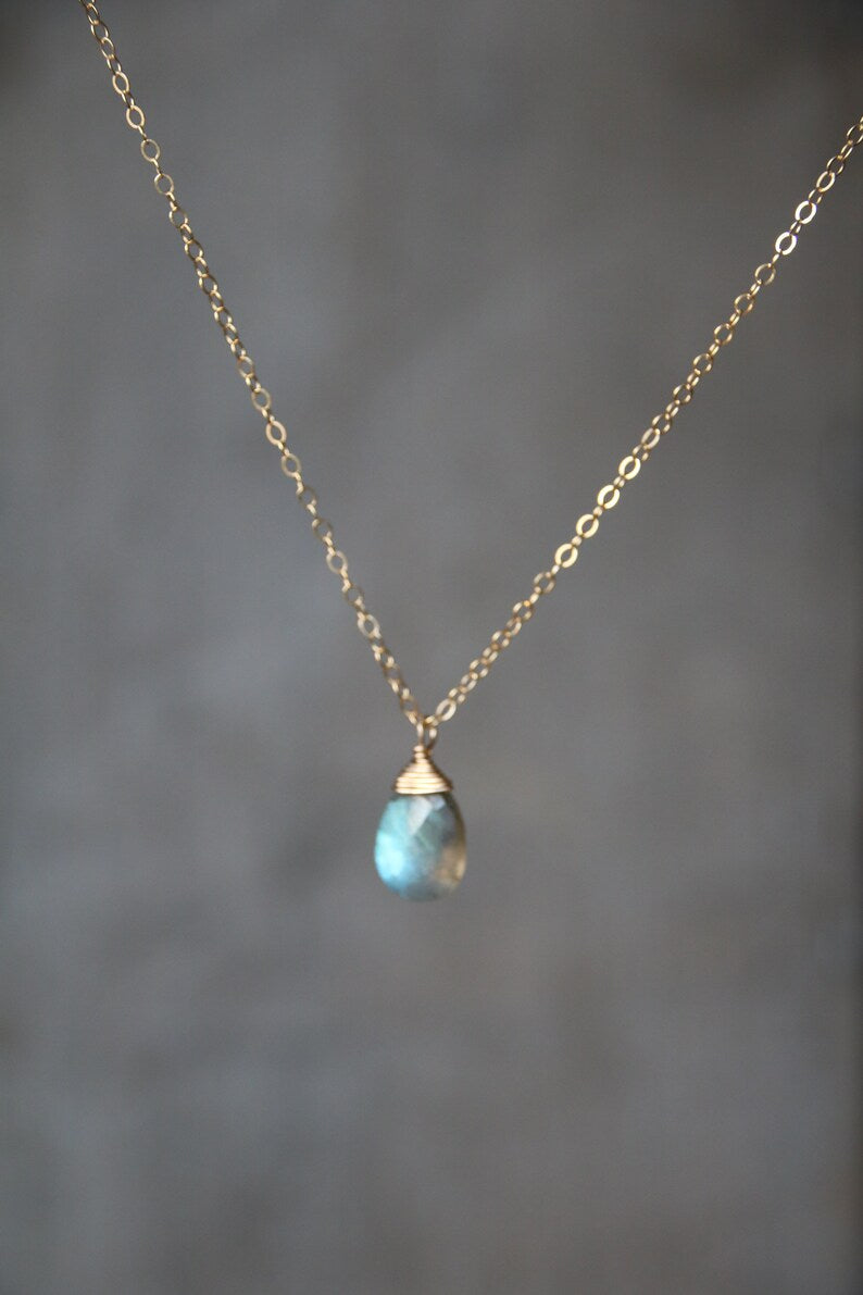 Collier en or labradorite