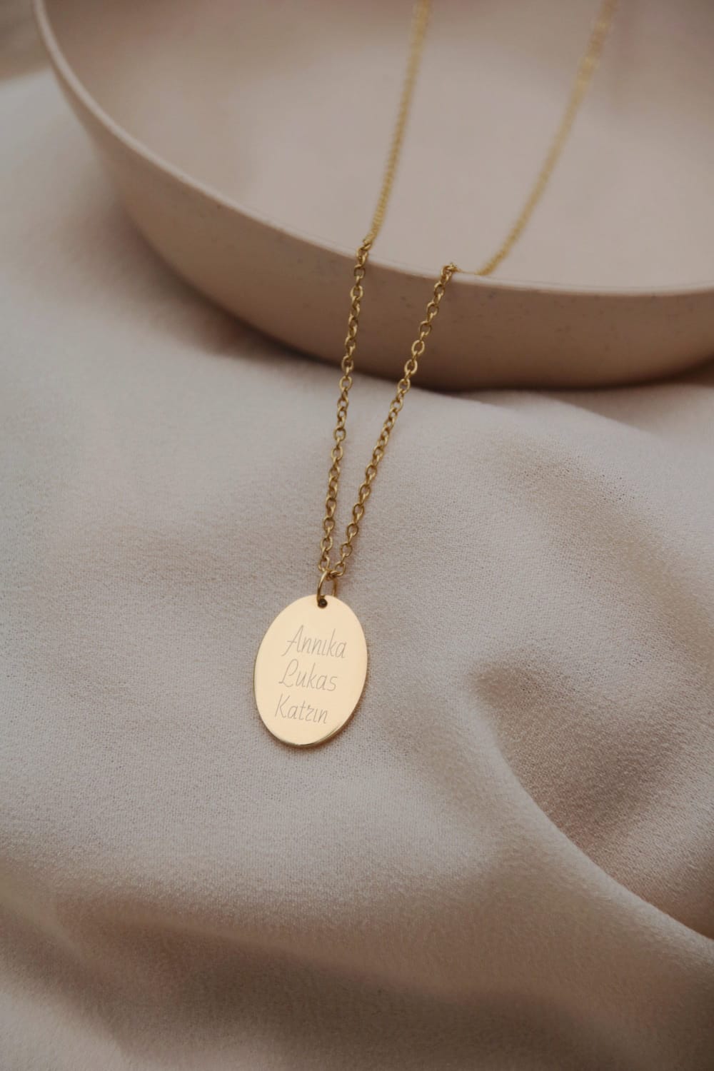 Personalisierte Gravur Kette zur Geburt