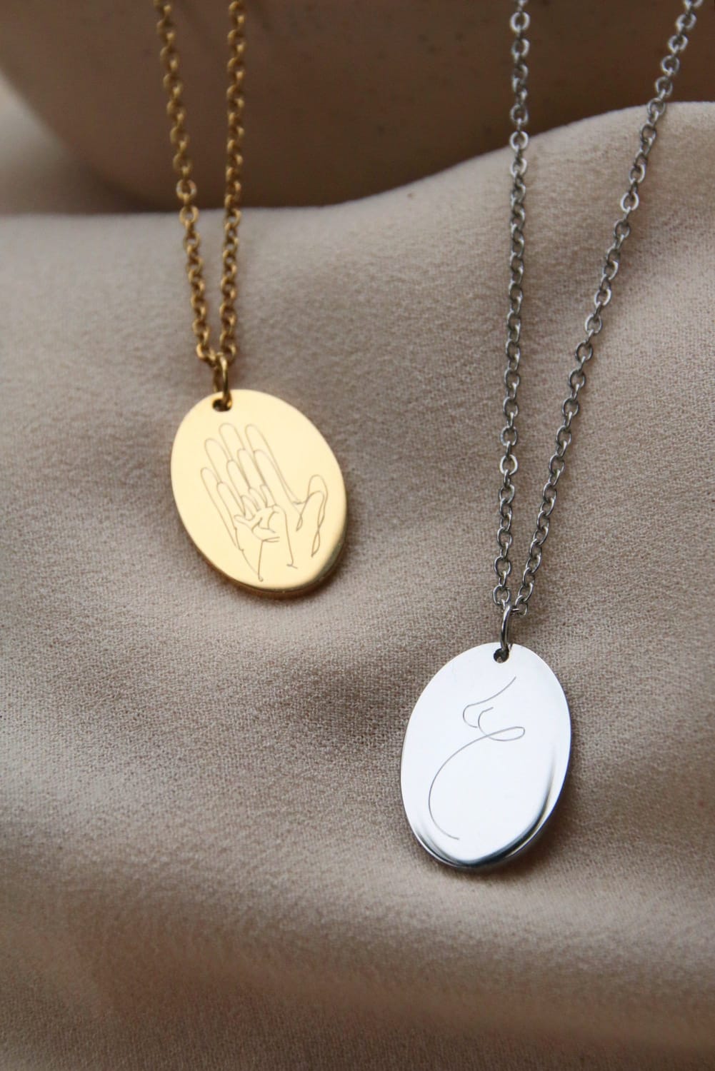 Personalisierte Gravur Kette zur Geburt