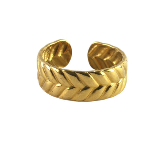 Feathered Essence Ring