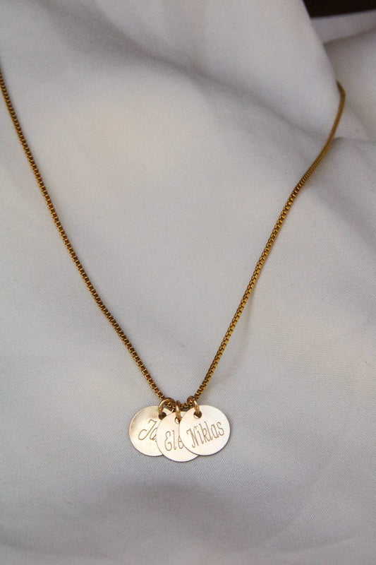 Personalisierte Halskette mit 8mm Plättchen