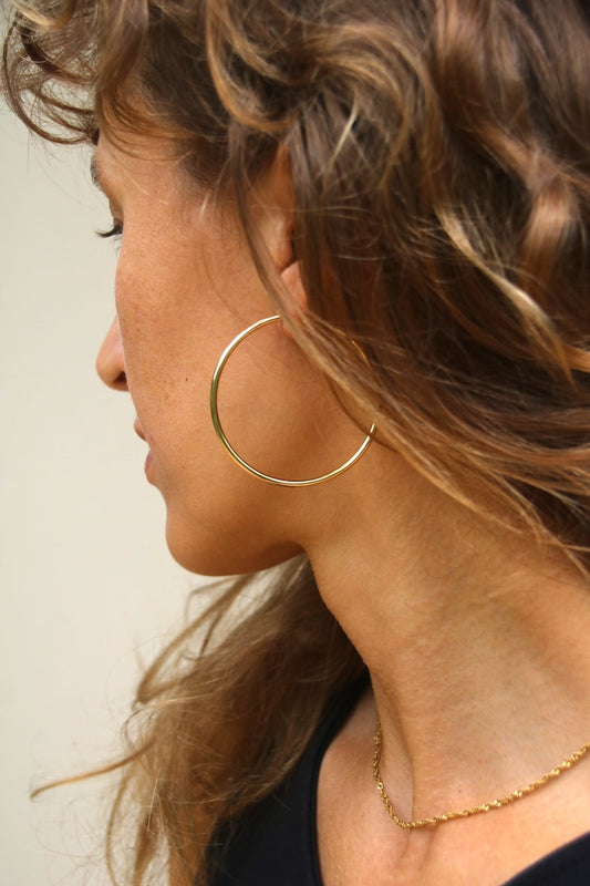 Große Goldene 5cm Creolen aus 18K Edelstahl | Infinity Creolen | Statement Creolen | Elegante Ohrringe für Damen