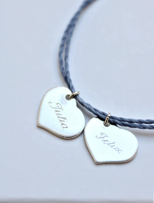 Personalisiertes Armband mit Herz-Anhänger • Personalisierte Gravur • Geschenk für sie